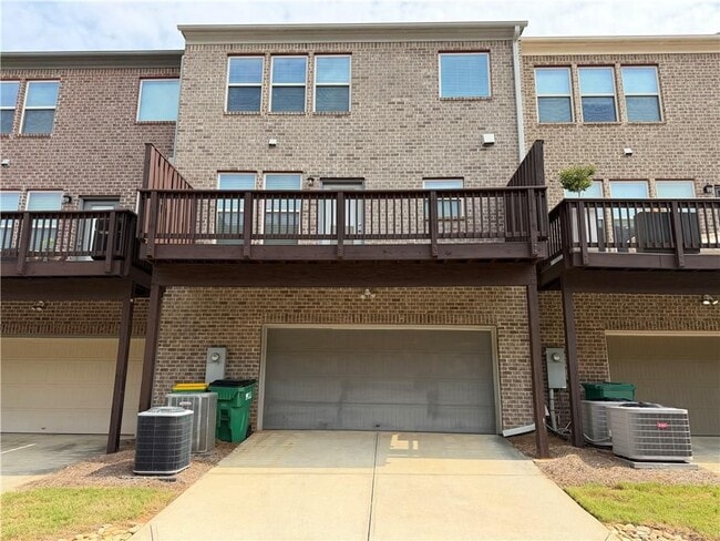 Building Photo - 3487 New Fawn Ln