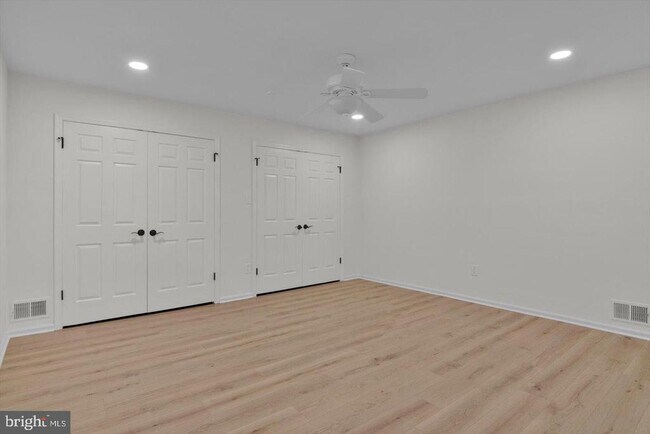 Building Photo - 915 Chanticleer