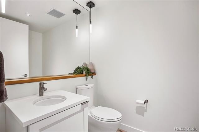 Building Photo - 1750 Wewatta St