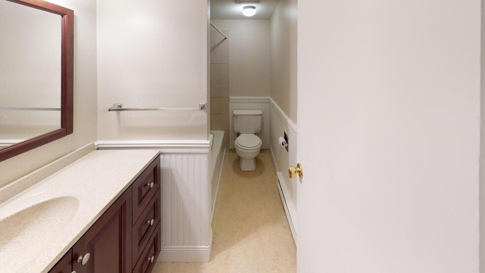 Building Photo - 3535 N Borthwick Ave