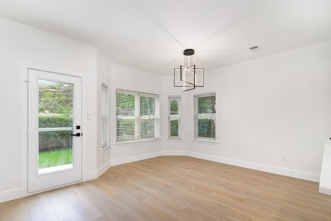 Building Photo - 17732 Windflower Way
