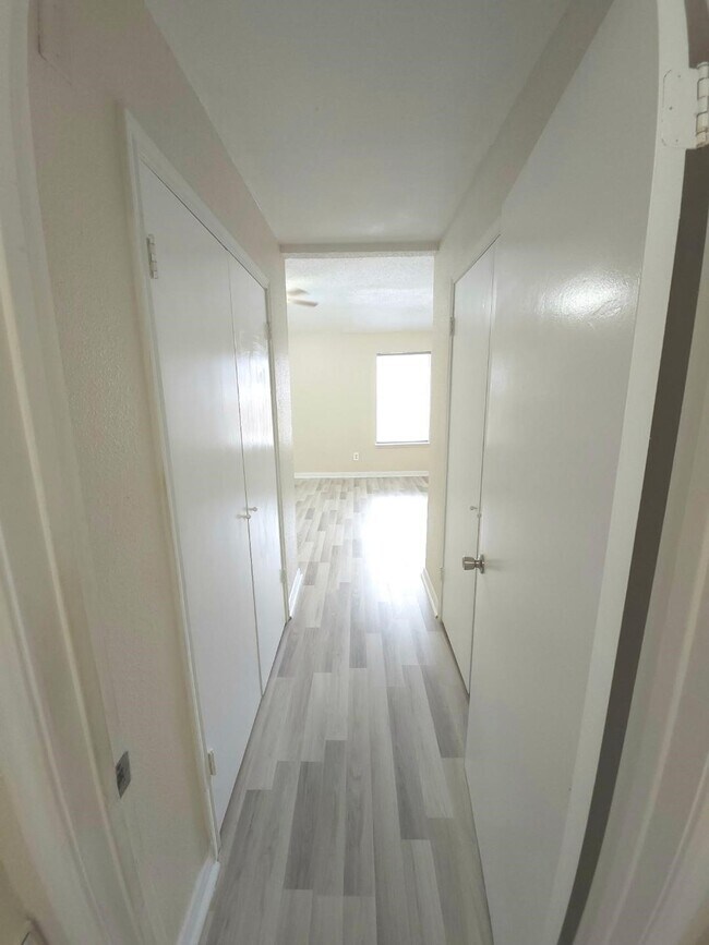 Building Photo - 5810 Twisted Pine Ct