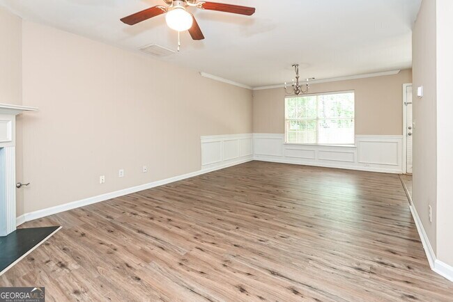 Building Photo - 347 Hidden Creek Ln