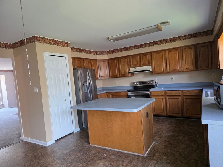 Kitchen - 8628 Indian Springs Rd