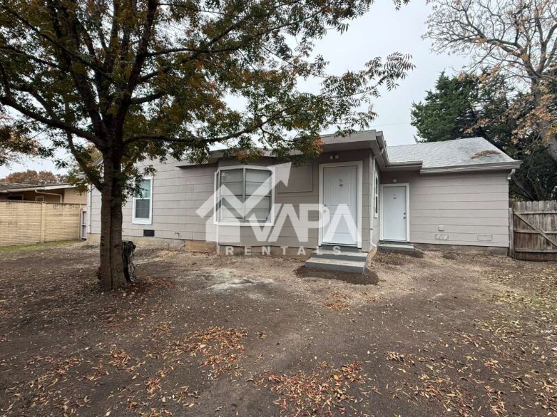 Building Photo - 231 Middlebury Dr