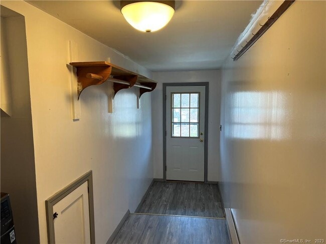 Building Photo - 222 Chipman St