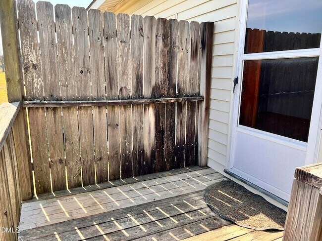 Building Photo - 4921 Fairground Rd