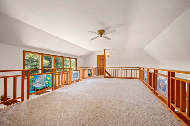 Building Photo - 26 Canter Ct