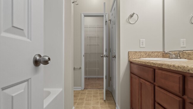 Building Photo - Carolina Forest Townhome