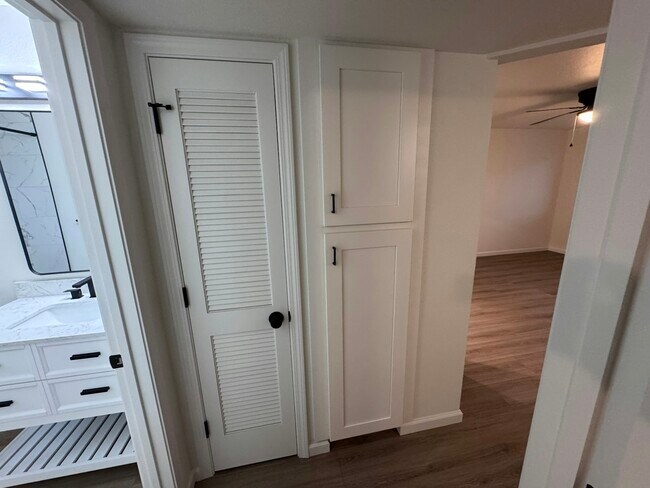 Building Photo - 2118 N Glenn Ave