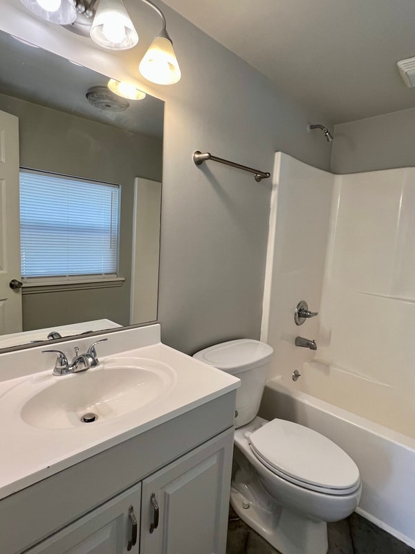 Building Photo - 835 Porter Rd