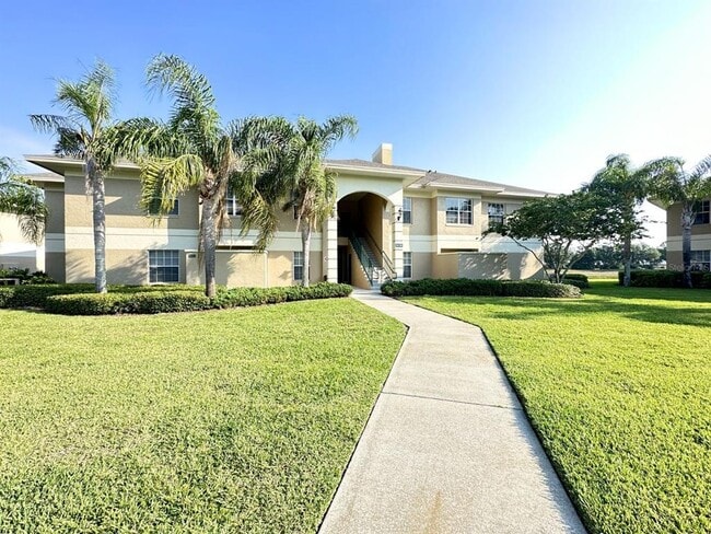 Primary Photo - 201 Eagle Pond Dr