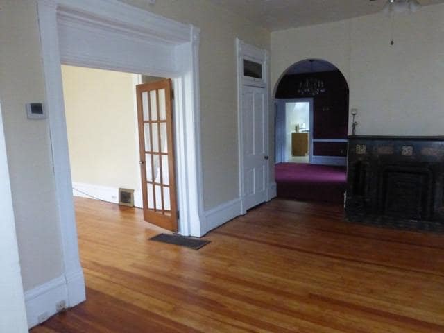 Building Photo - 40 E Ellsworth Ave