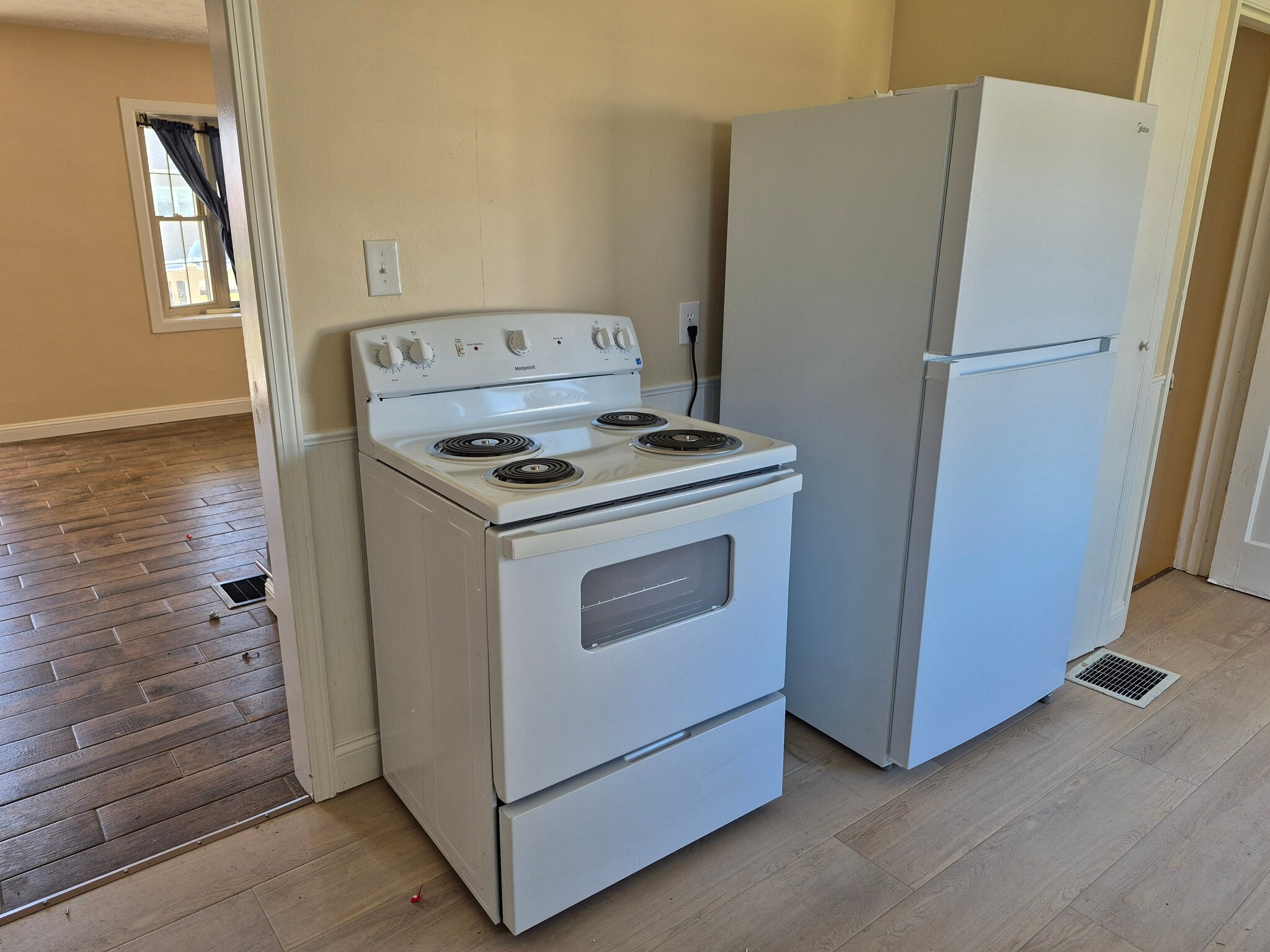 Building Photo - 2827 S 10th St