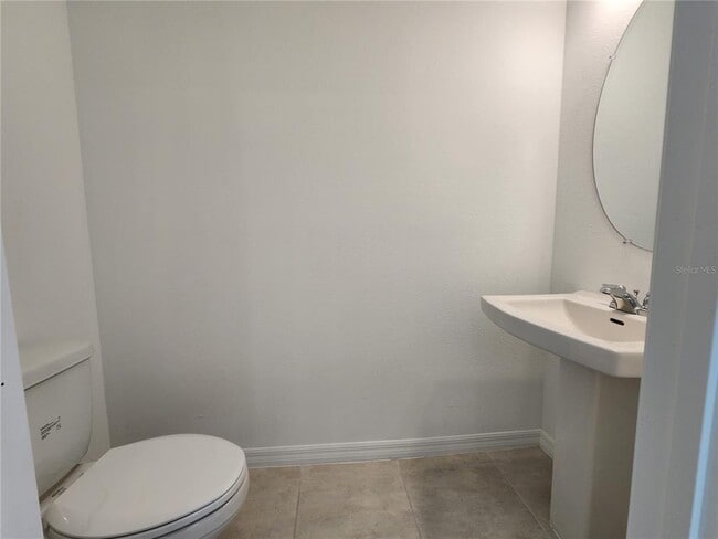 Building Photo - 2612 Penguin Blvd