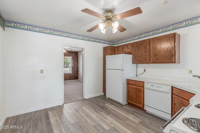 Building Photo - 1116 E Cocopah St