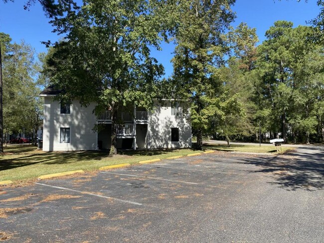 Building Photo - 1901 Airport rd.