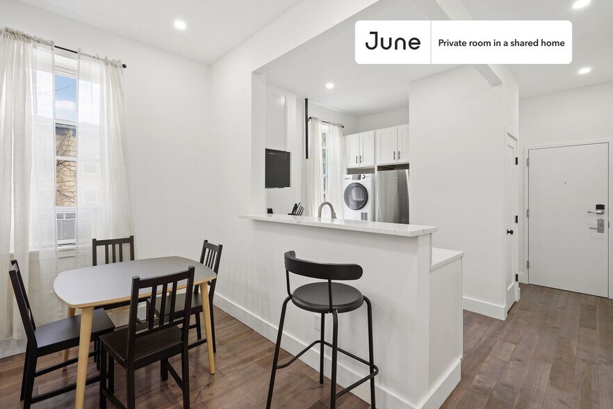 Building Photo - Room in Shared 4 bed/1 bath home in Prospect Lefferts Gardens