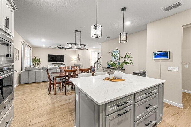 Building Photo - 2060 Canopy Ter Blvd