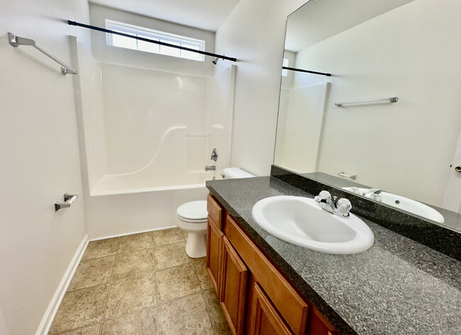 Building Photo - Bluffton Park Home Across from the Park wi...