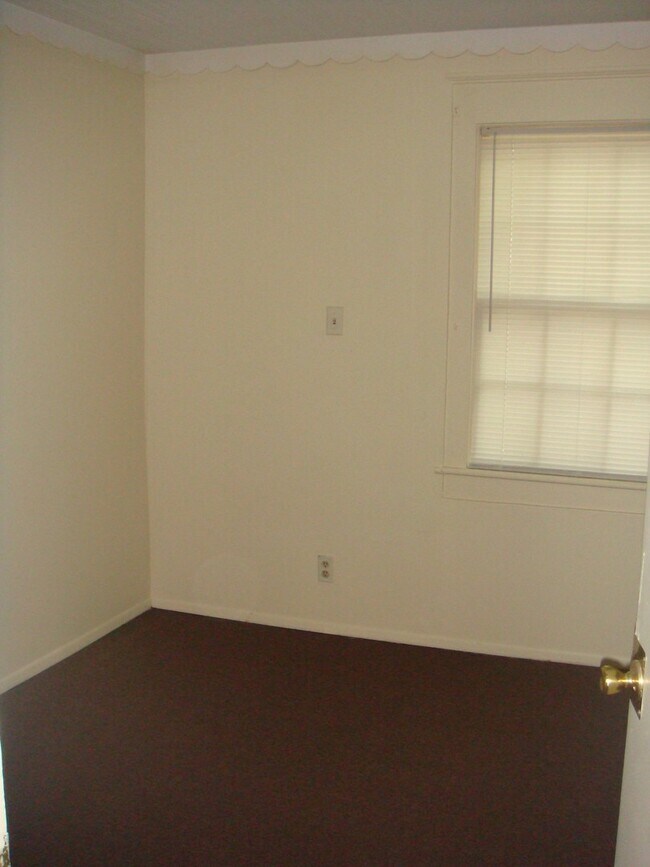 Building Photo - 1401 Williams St