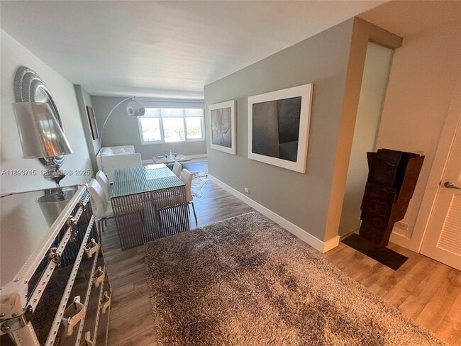 Building Photo - 2301 Collins Ave