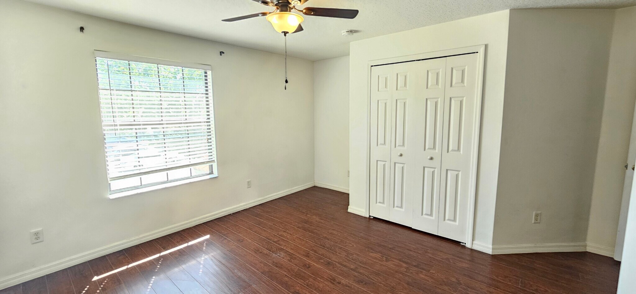 Building Photo - 6007 Scotchwood Gln