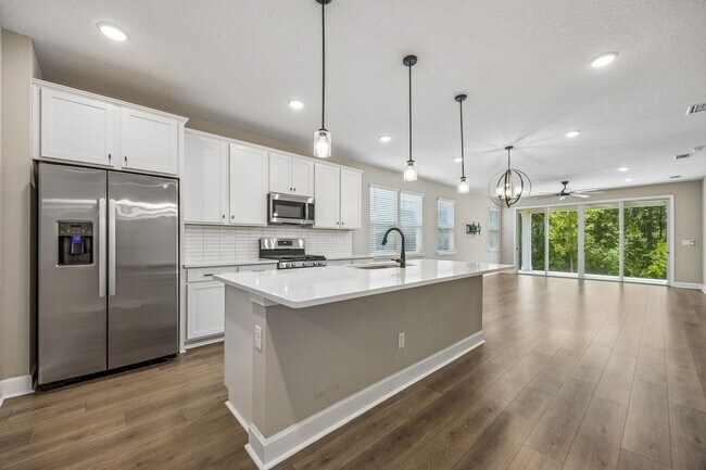 Building Photo - 75565 Blackbird Dr