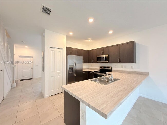 Building Photo - 28706 SW 132nd Ct