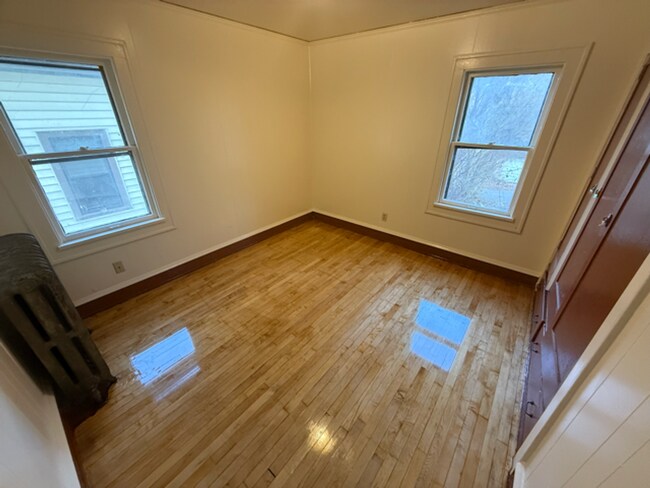 Building Photo - 2628-2630 N 48th St,