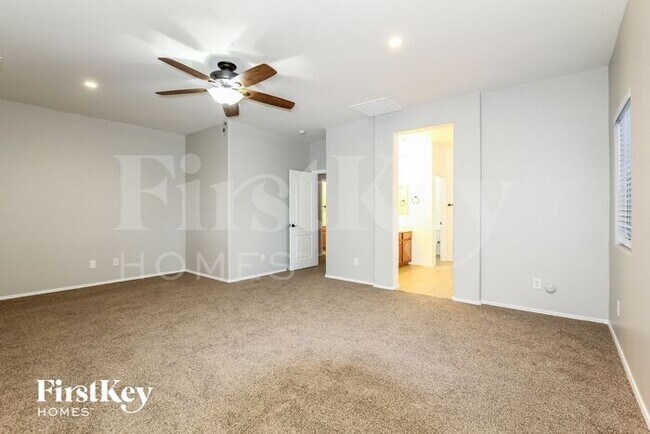 Building Photo - 16954 W Saguaro Ln