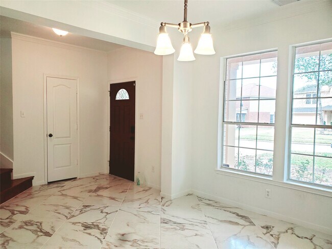 Building Photo - 18819 Knobby Oaks Pl