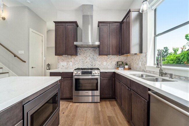 Building Photo - 1507 Truxillo St