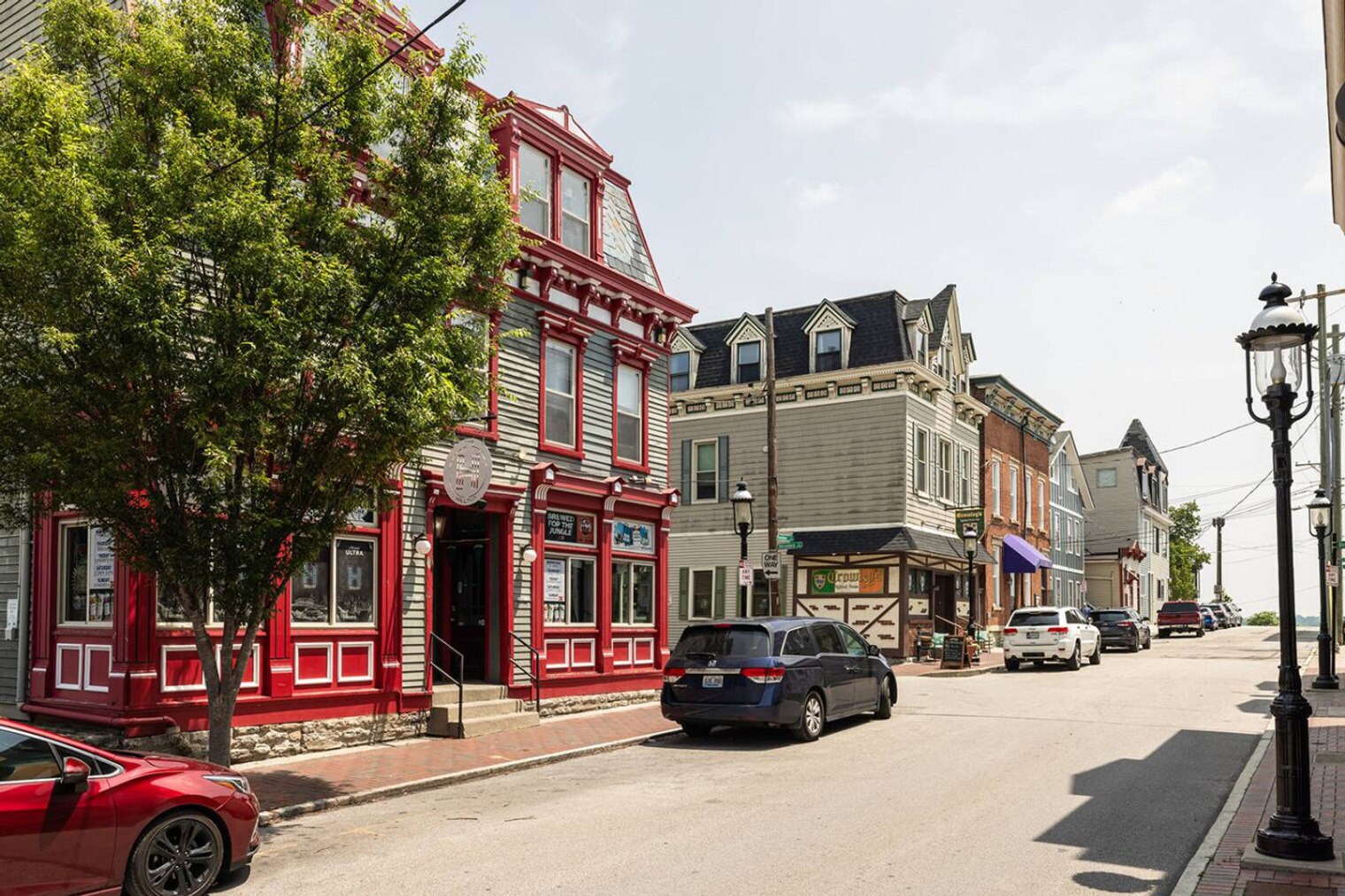 Building Photo - 964 Pavilion St