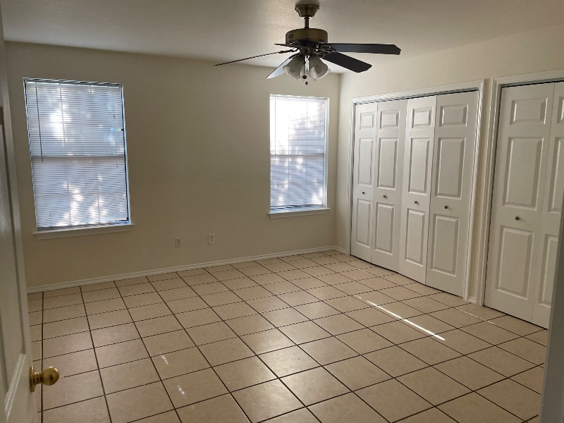 Building Photo - 485 Yorktown Dr