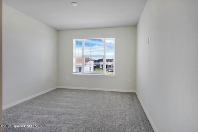 Building Photo - 10369 Pk Ests Ave