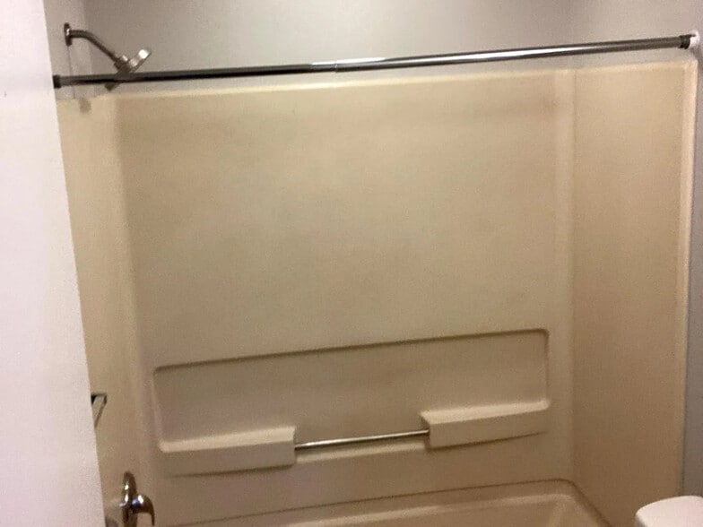 Building Photo - 81 E Broad St