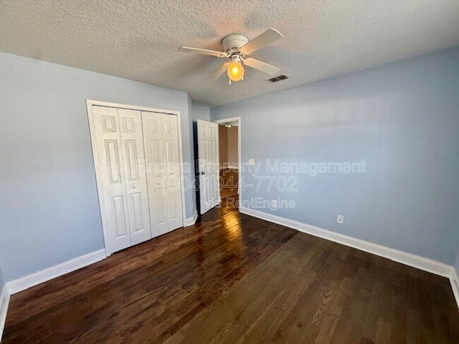 Building Photo - 11304 Landing Estates Dr