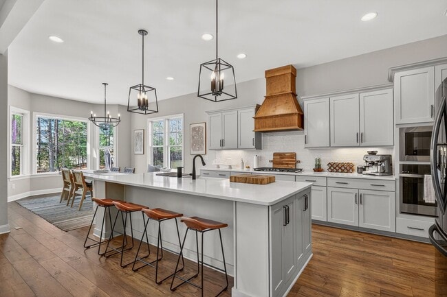 Building Photo - Spacious 4BR Home with Office & Covered Porch in Chapel Ridge