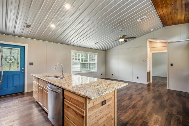 Building Photo - 11419 Leonidas Horton Rd