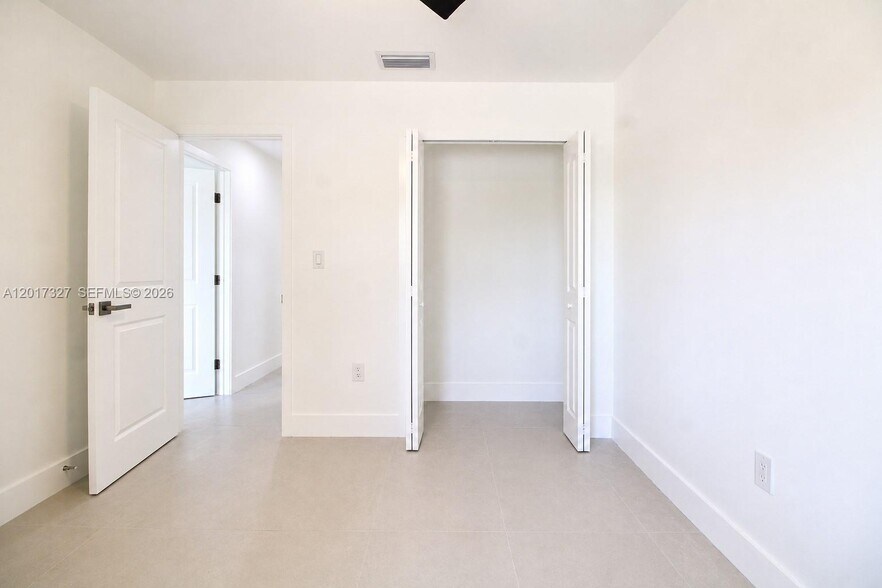 Building Photo - 10088 SW 143rd Ct