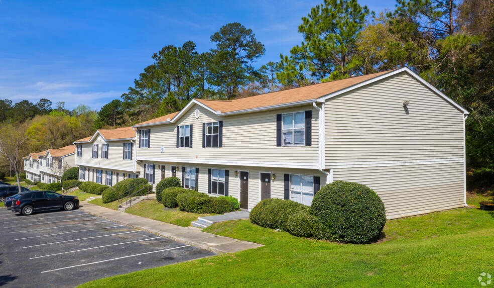 Building Photo - Springwood Townhomes