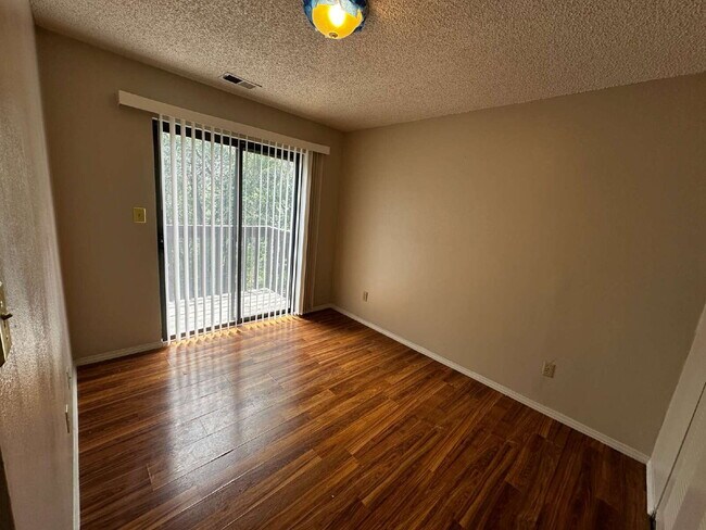 Building Photo - "Charming 2-Bed Condo Retreat in Colorado ...