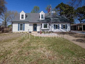 Building Photo - 1234 Greenview Rd