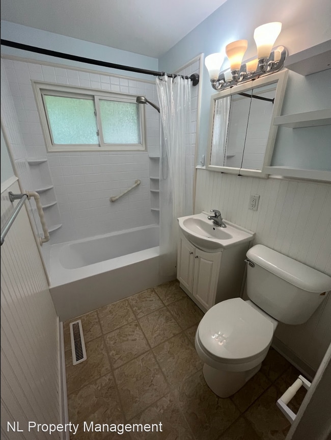 Building Photo - 3 br, 2 bath House - 4910 Curlew Lane