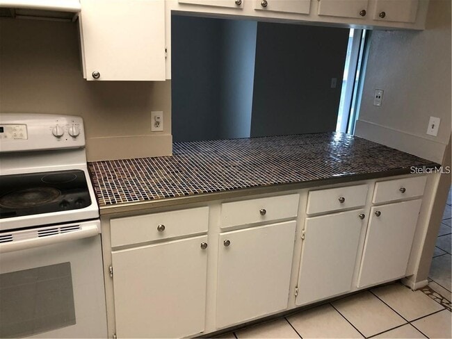 Building Photo - 2408 Swailes Dr