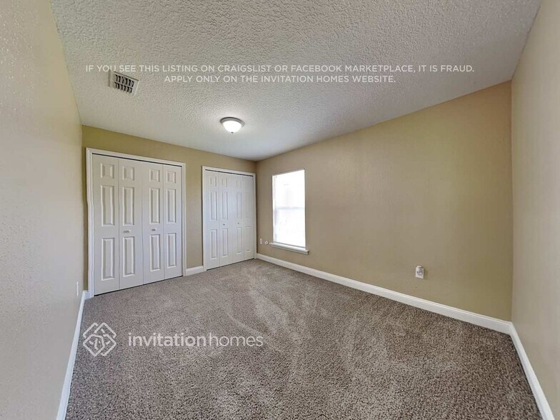 Building Photo - 409 Blackbird Way