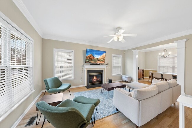 Building Photo - 9429 Shallcross Way