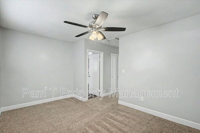 Building Photo - 633 W 35th St