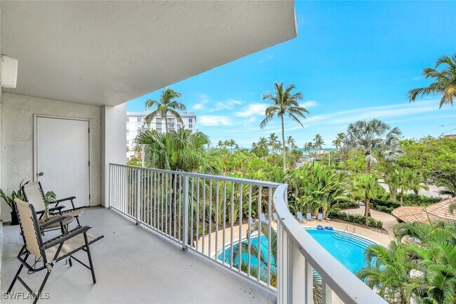 Primary Photo - 1300 Gulf Shore Blvd N